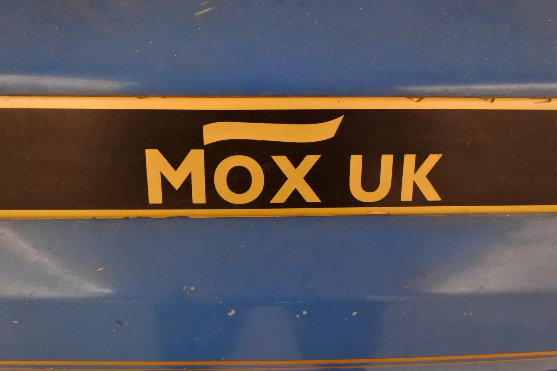 35647679-2-3.jpg
